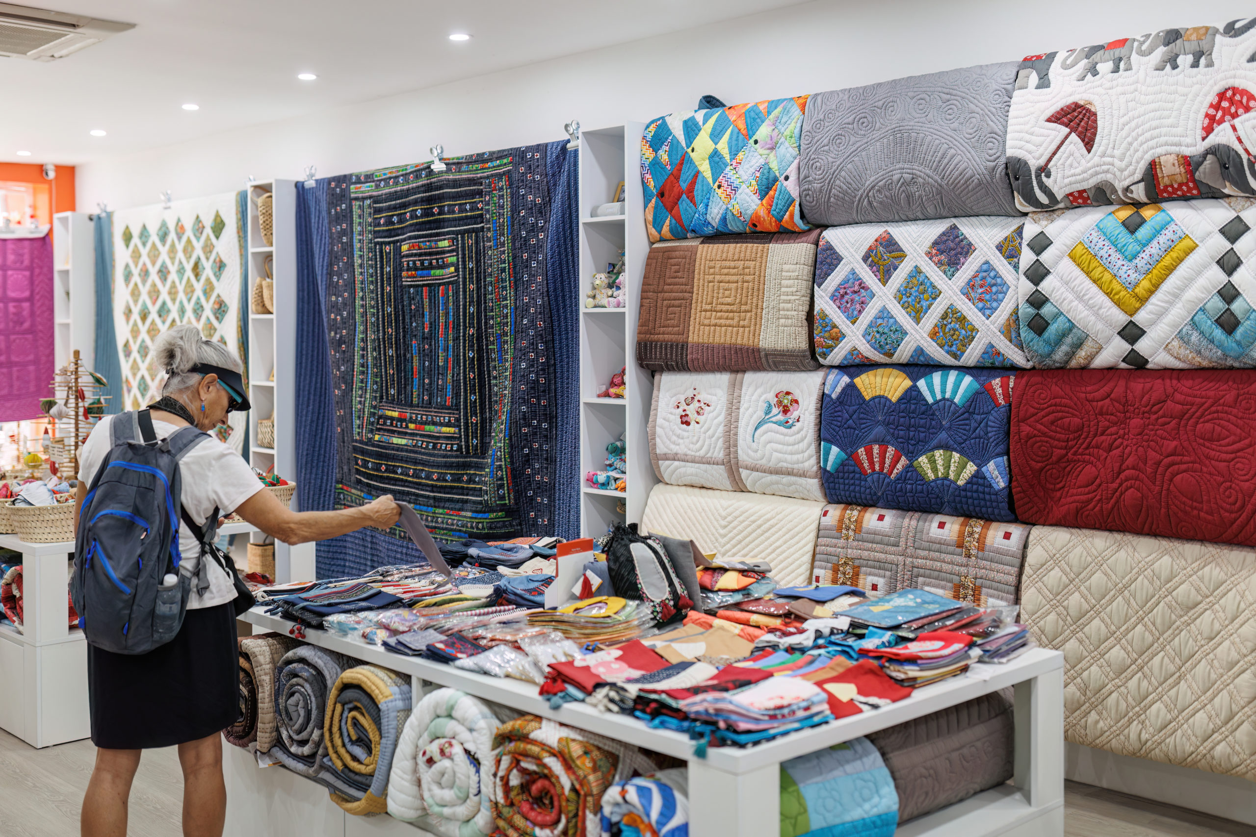 Découvrez Hanoï Autrement : La Nouvelle Boutique Mekong Quilts et les Joyaux du Vieux Quartier